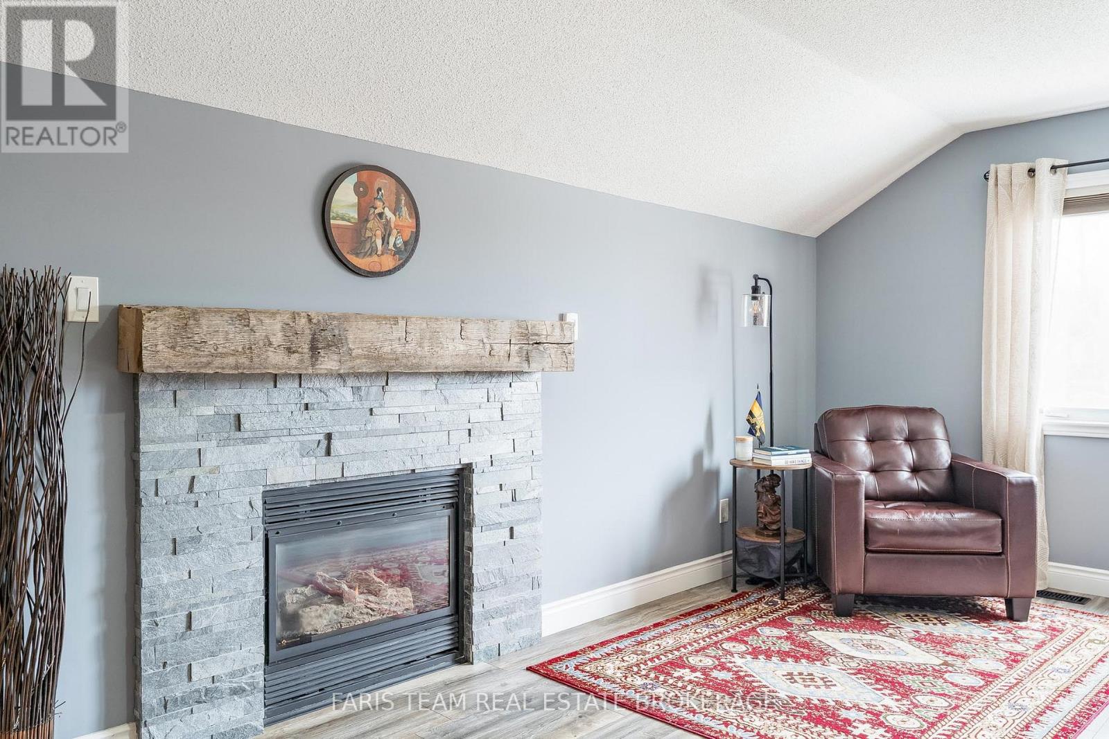 29 Riverdale Drive, Wasaga Beach, Ontario  L9Z 1E9 - Photo 17 - S12942884