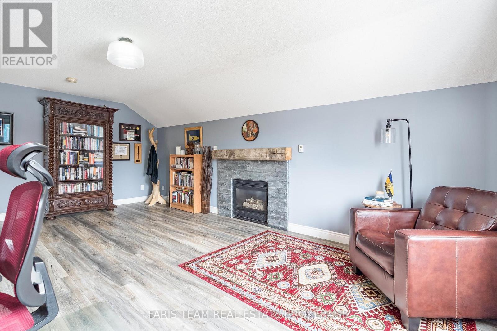 29 Riverdale Drive, Wasaga Beach, Ontario  L9Z 1E9 - Photo 18 - S12942884