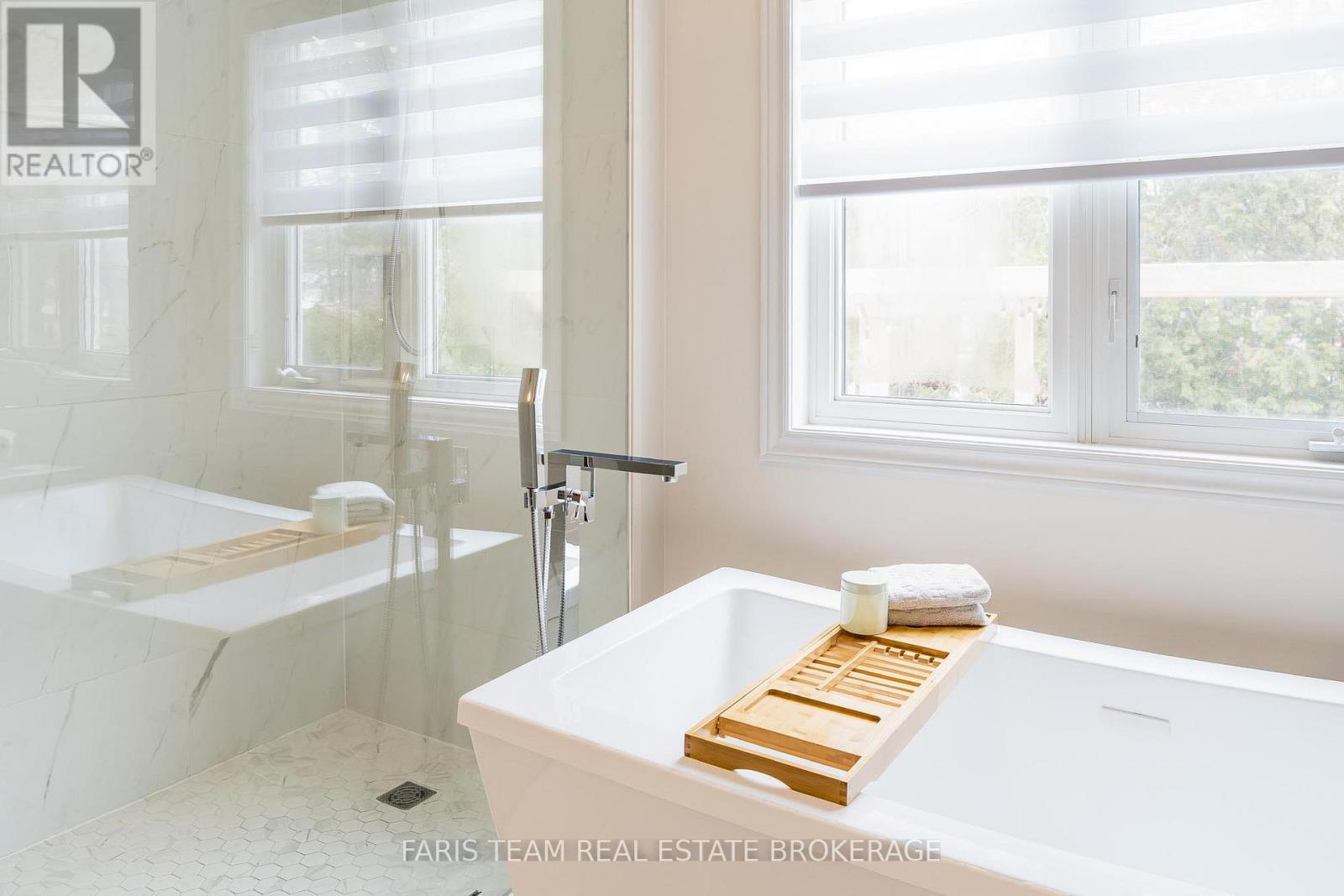 29 Riverdale Drive, Wasaga Beach, Ontario  L9Z 1E9 - Photo 26 - S12942884