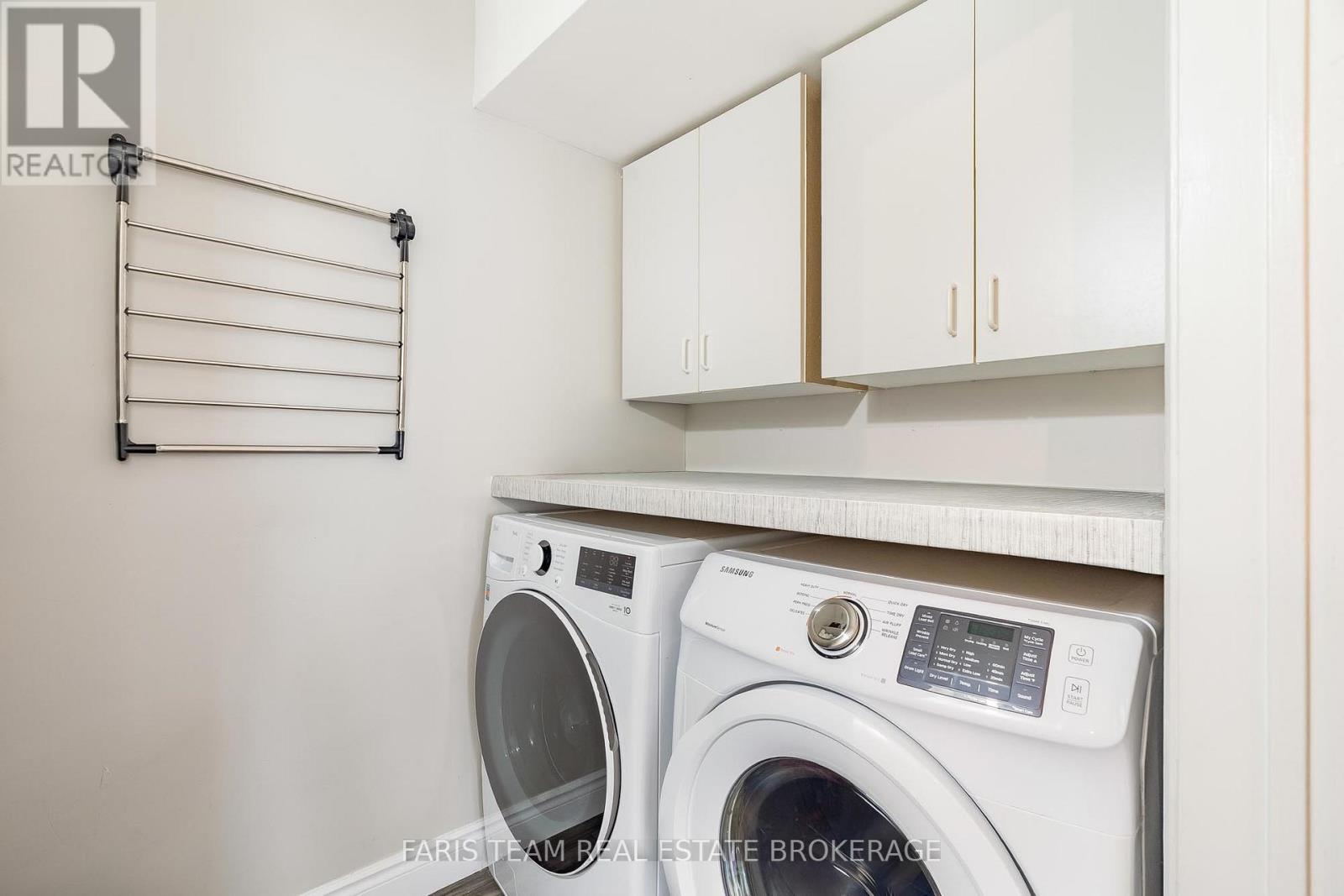 29 Riverdale Drive, Wasaga Beach, Ontario  L9Z 1E9 - Photo 27 - S12942884