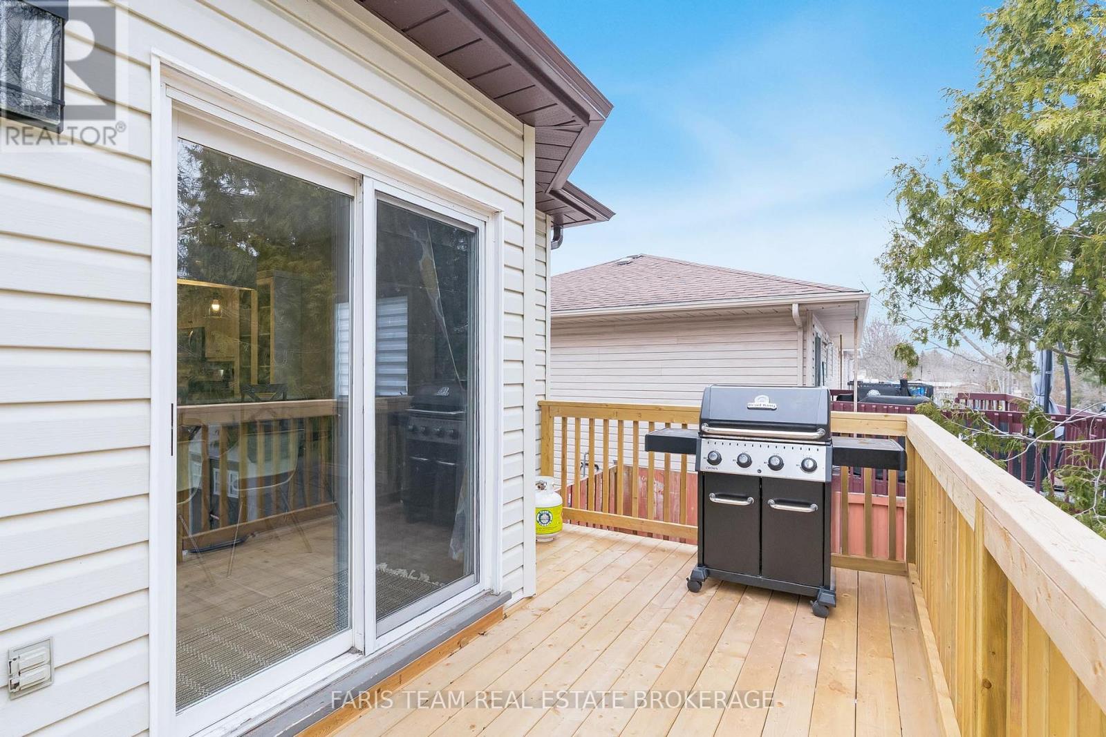 29 Riverdale Drive, Wasaga Beach, Ontario  L9Z 1E9 - Photo 39 - S12942884