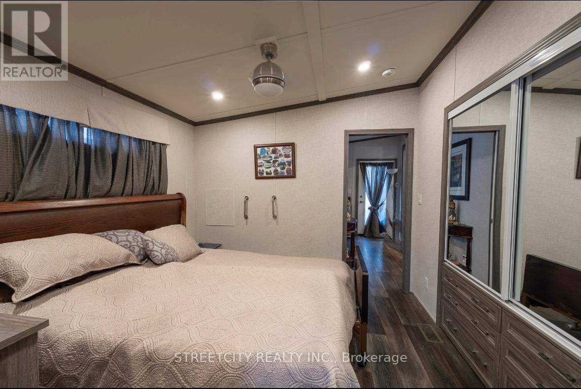 8 - 22790 Amiens Road, Middlesex Centre, Ontario  N0L 1R0 - Photo 20 - X12915394