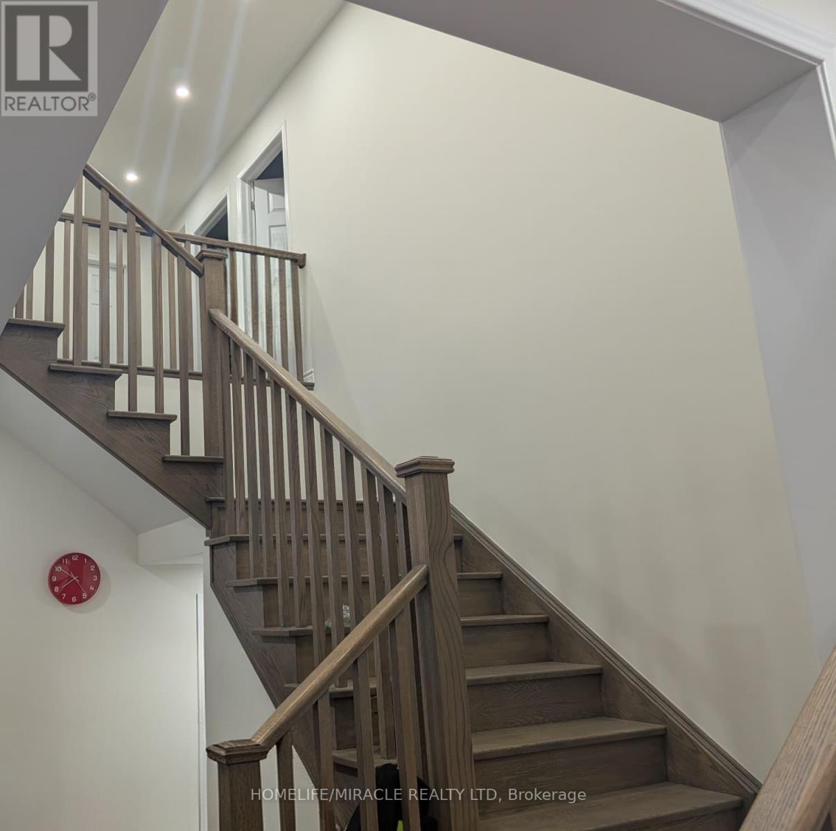 1 Windflower Wy, Whitby, Ontario  L1P 0H9 - Photo 17 - E12932096