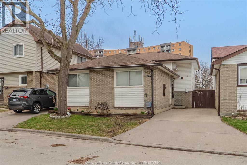 8337 East Moor Court, Windsor, Ontario  N8S 4M7 - Photo 1 - 26006681