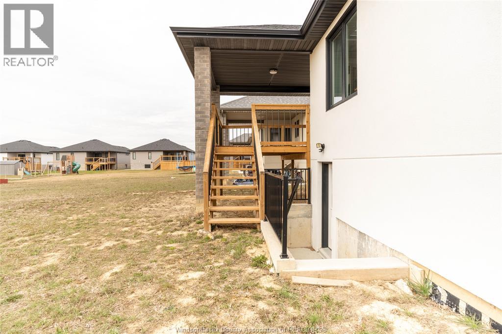 21 Noble Court, Amherstburg, Ontario  N9V 3T4 - Photo 42 - 26006494