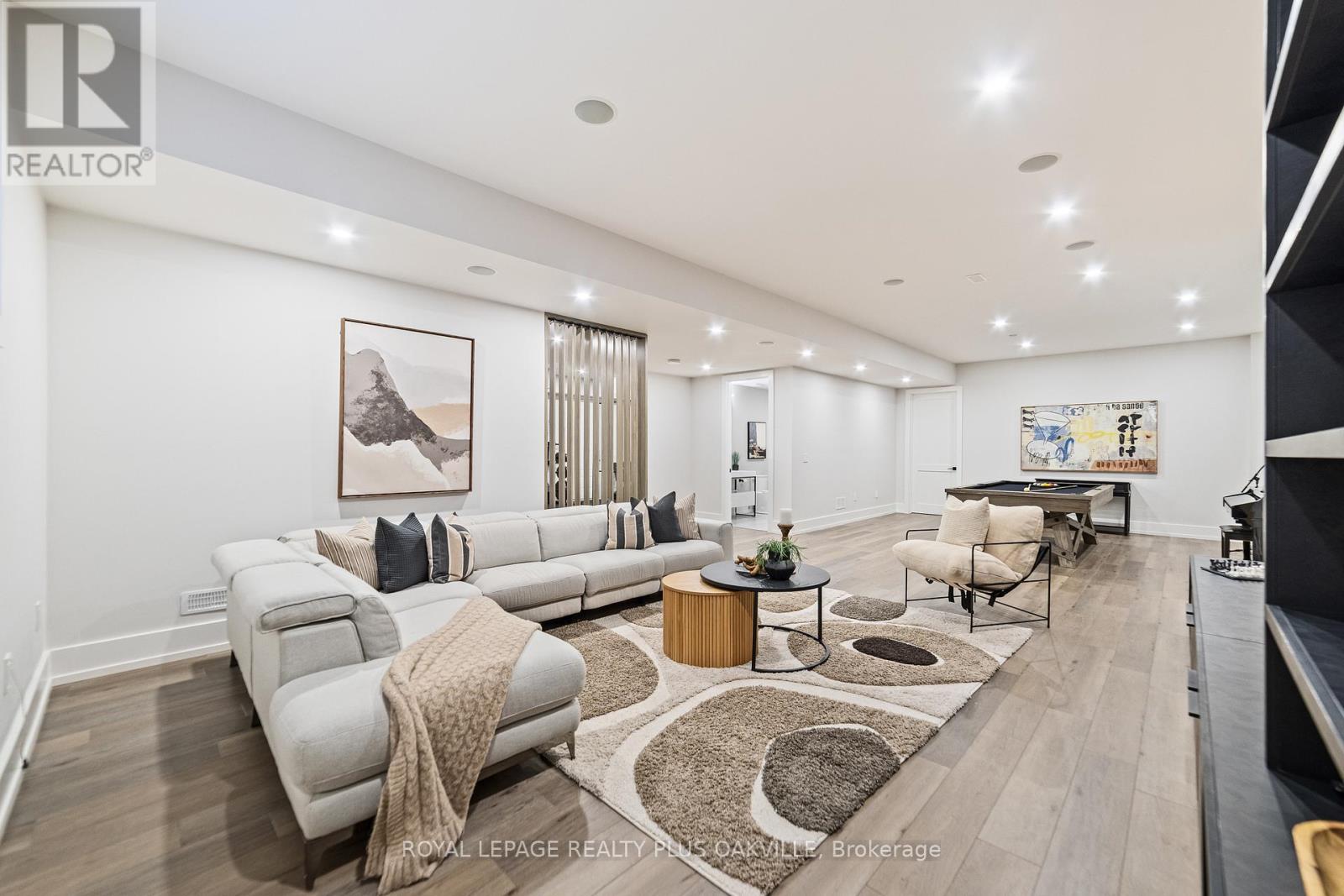 2057 Salvator Boulevard, Oakville, Ontario  L6L 1M9 - Photo 35 - W12794130