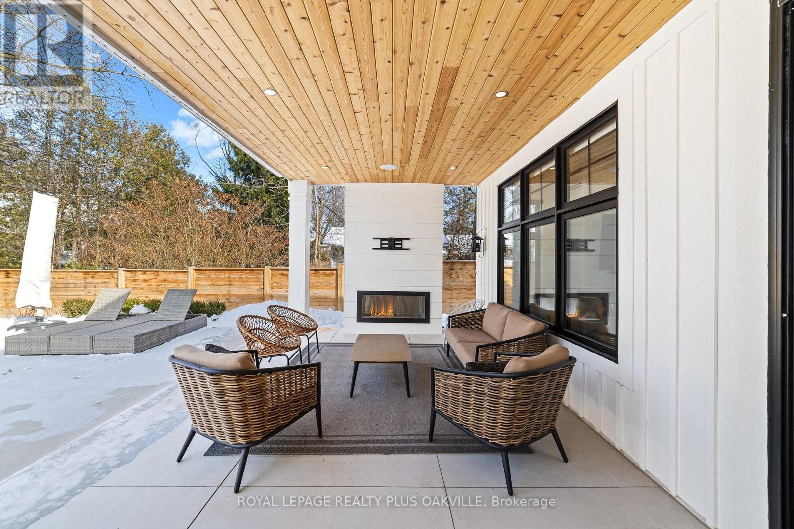 2057 Salvator Boulevard, Oakville, Ontario  L6L 1M9 - Photo 42 - W12794130