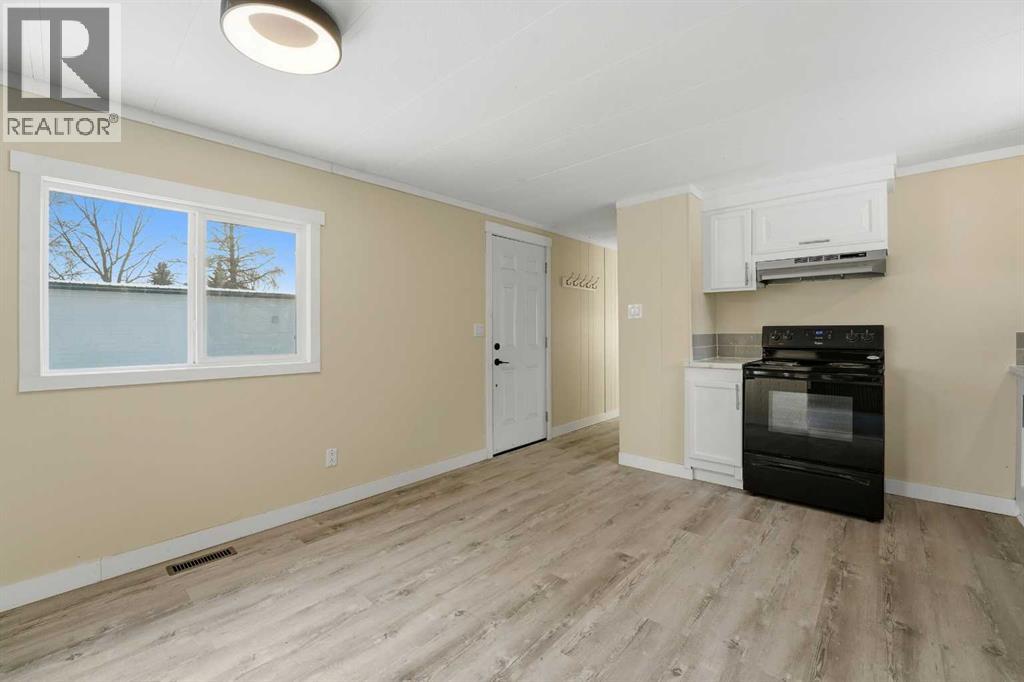 17 Parkland Acres, Lacombe, Alberta  T4L 1T2 - Photo 11 - A2281277