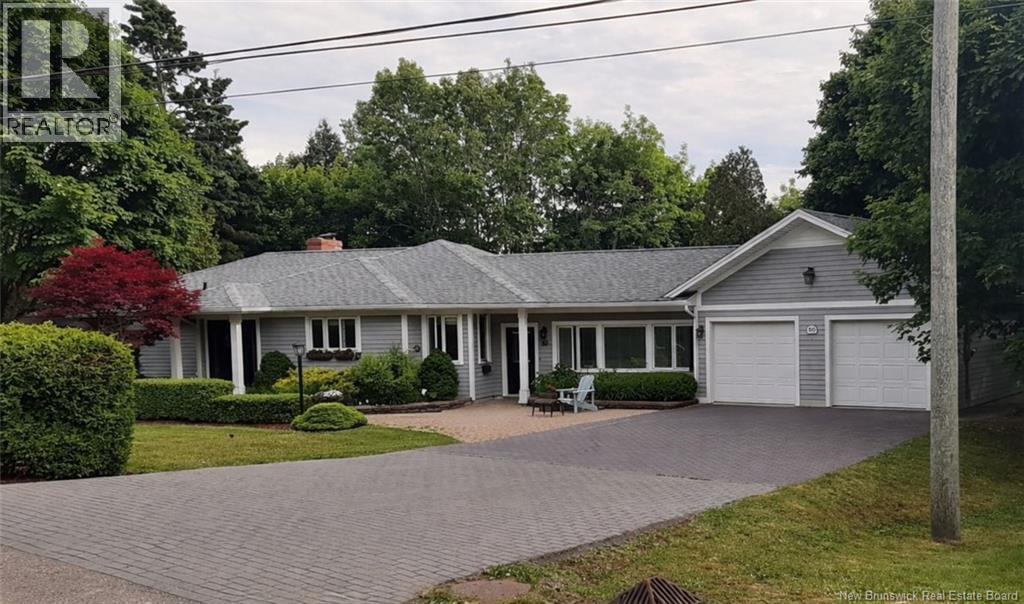 50 Birch Crescent, Rothesay, New Brunswick  E2H 1S6 - Photo 1 - NB132679