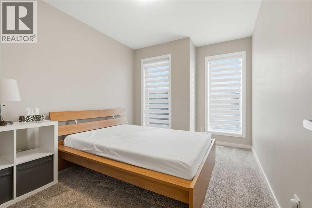 208 Creekstone Row Sw, Calgary, Alberta  T2X 4Y5 - Photo 19 - A2290307