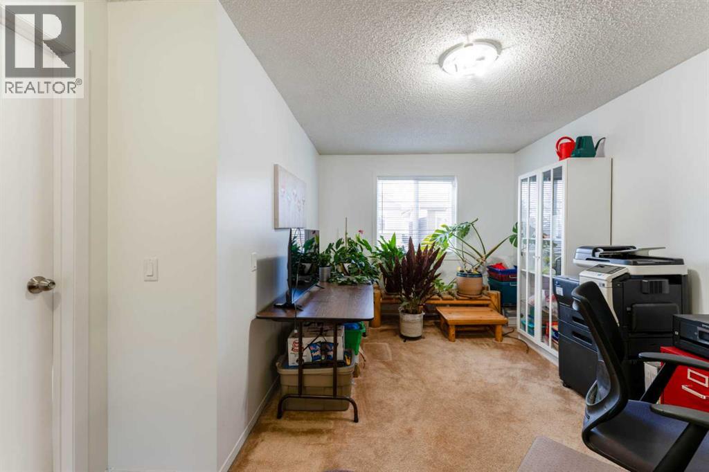 320 Midpark Gardens SE, Calgary, Alberta  T2X 1T3 - Photo 33 - A2293824