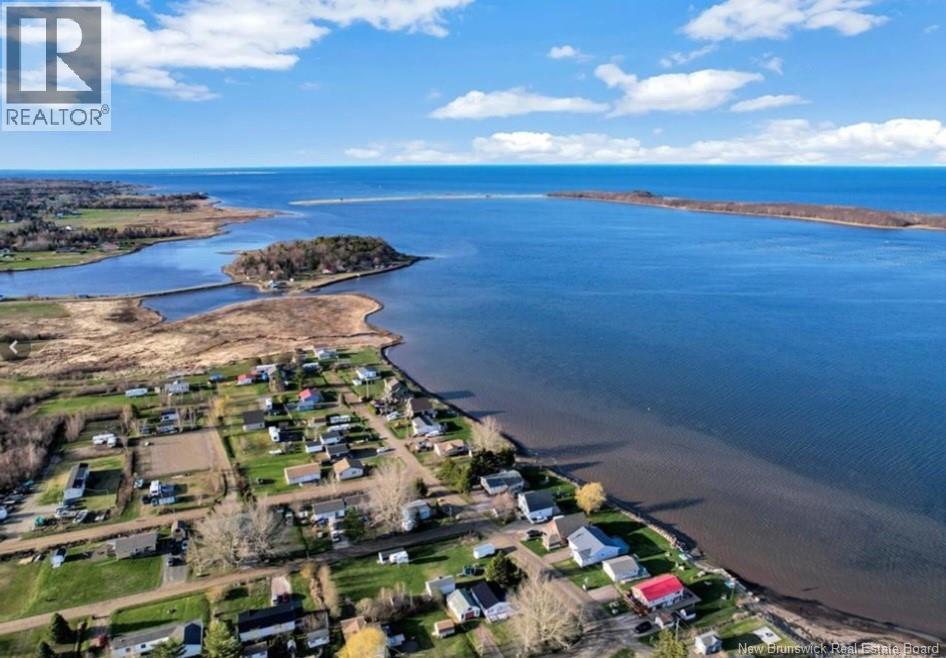 10 Florina Street, Cocagne, New Brunswick  E4R 2H7 - Photo 1 - NB136217