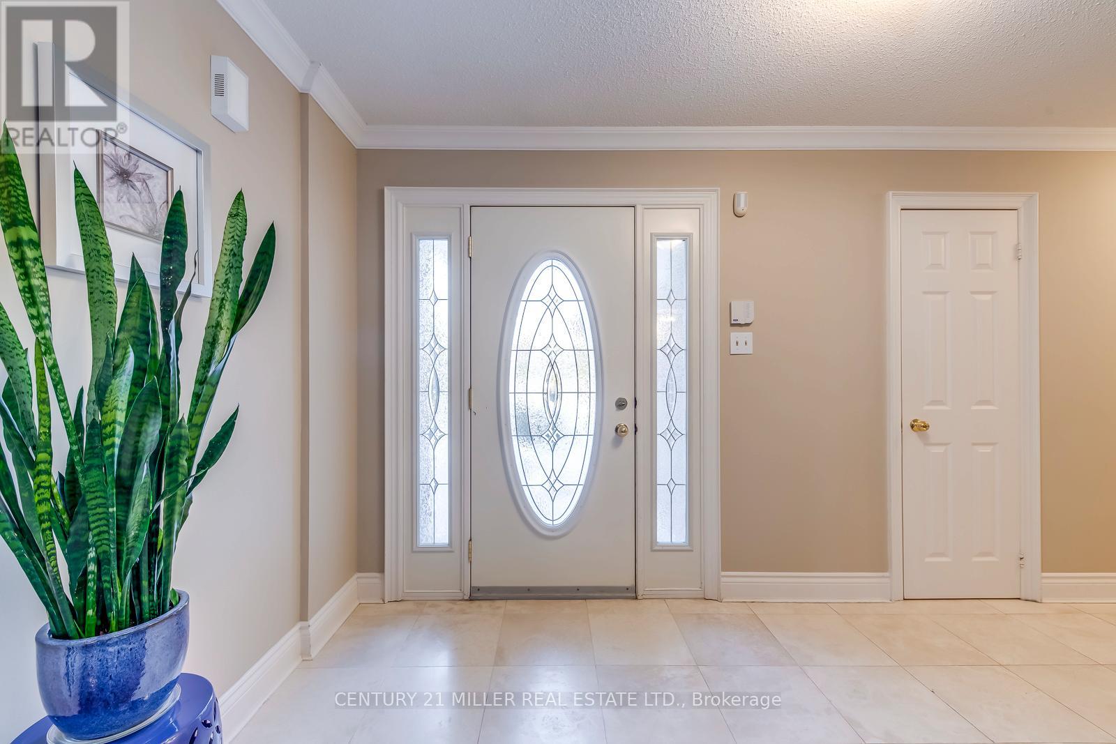 1149 Windrush Drive, Oakville, Ontario  L6M 1S9 - Photo 3 - W12942856