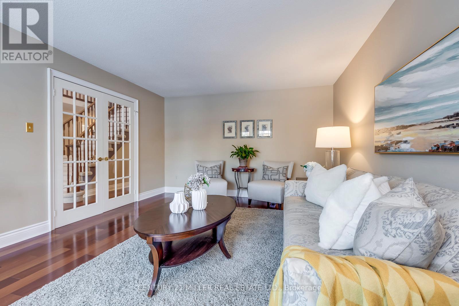 1149 Windrush Drive, Oakville, Ontario  L6M 1S9 - Photo 8 - W12942856