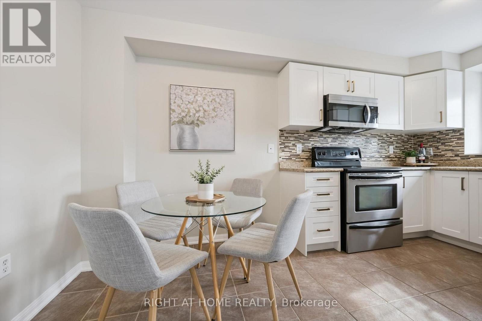 15 - 620 Ferguson Drive, Milton, Ontario  L9T 0M7 - Photo 9 - W12942868