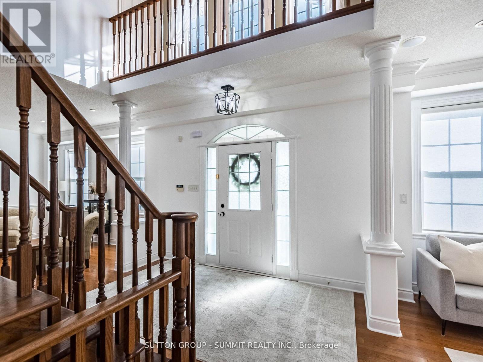 7123 Gillespie Lane, Mississauga, Ontario  L5W 1E8 - Photo 6 - W12942874