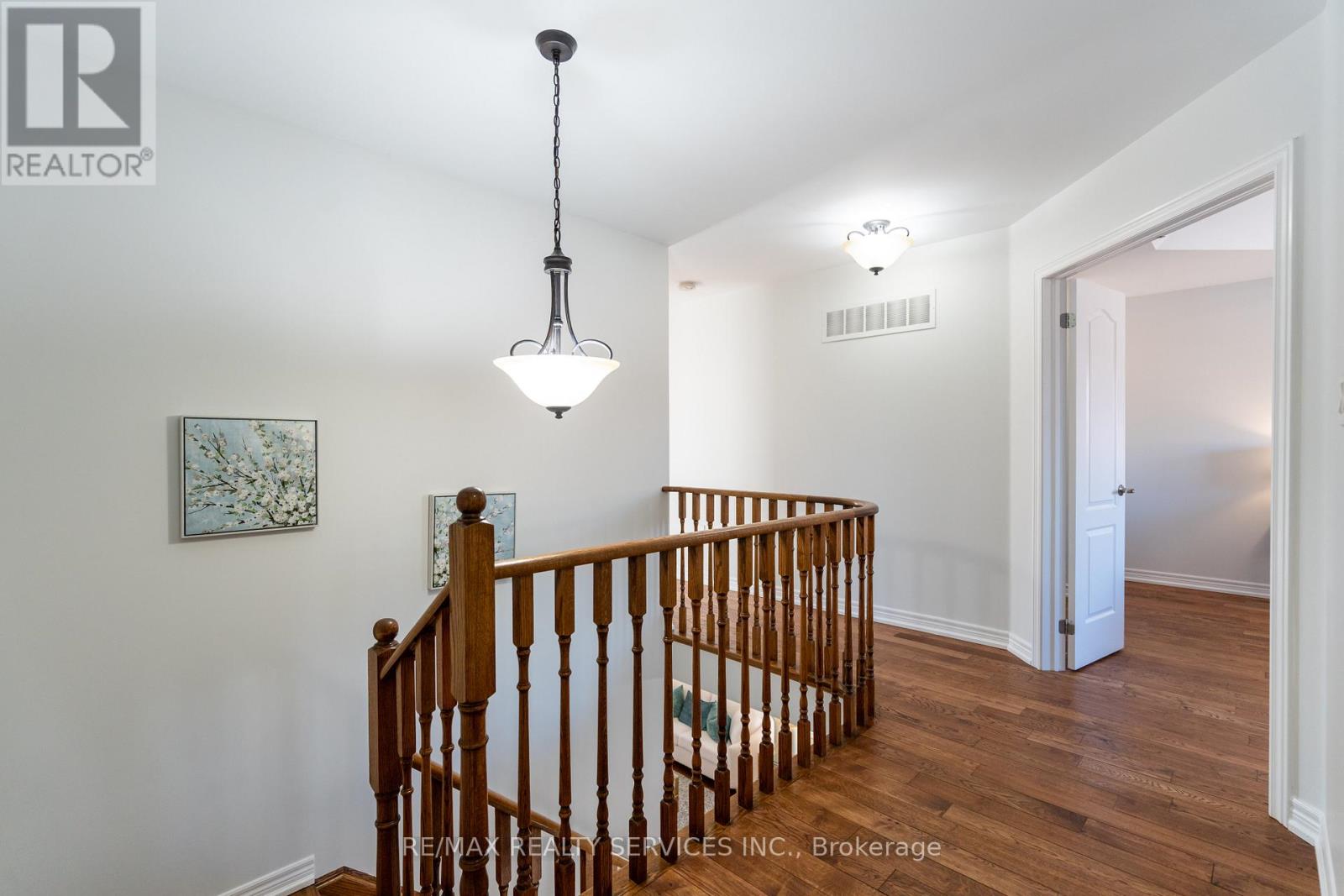 112 Amaranth Crescent, Brampton, Ontario  L7A 0L5 - Photo 13 - W12942936