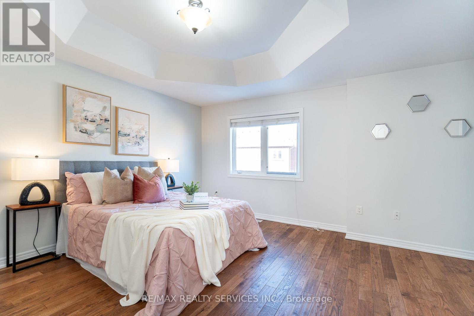 112 Amaranth Crescent, Brampton, Ontario  L7A 0L5 - Photo 15 - W12942936