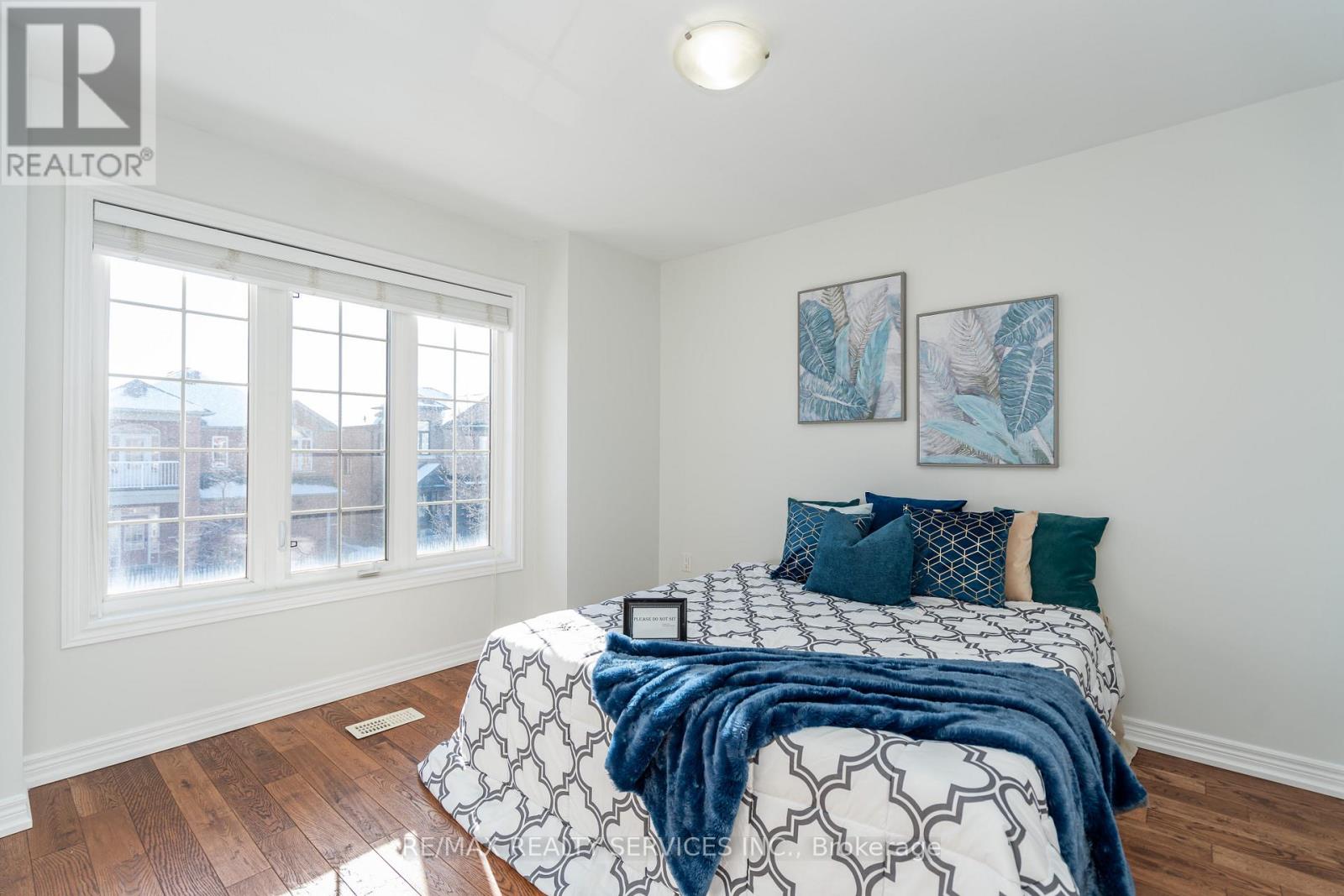 112 Amaranth Crescent, Brampton, Ontario  L7A 0L5 - Photo 21 - W12942936