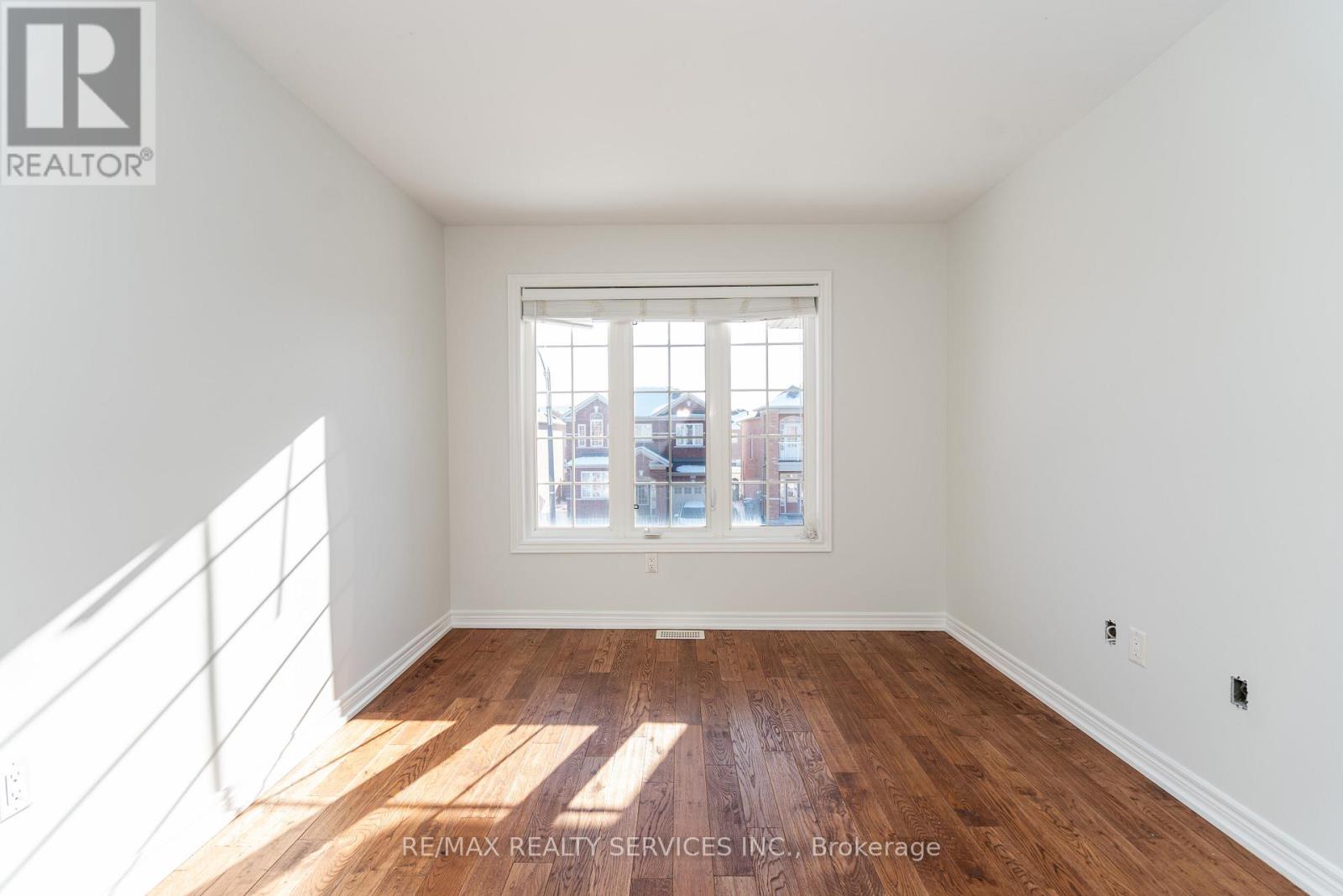 112 Amaranth Crescent, Brampton, Ontario  L7A 0L5 - Photo 24 - W12942936