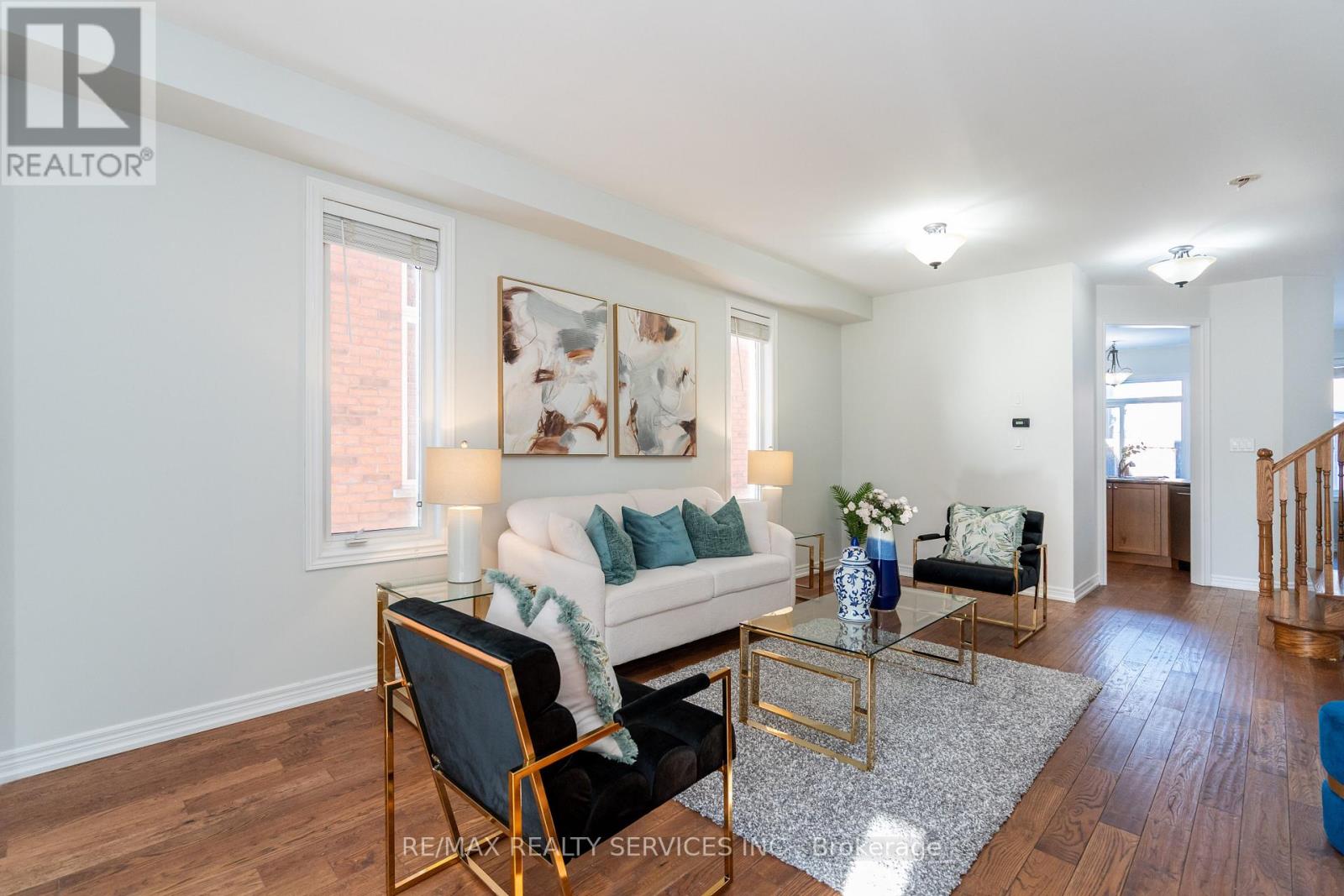 112 Amaranth Crescent, Brampton, Ontario  L7A 0L5 - Photo 3 - W12942936