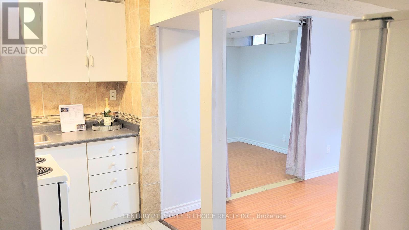 Bsmt - 23 Bruce Beer Drive, Brampton, Ontario  L6V 2W7 - Photo 10 - W12942960