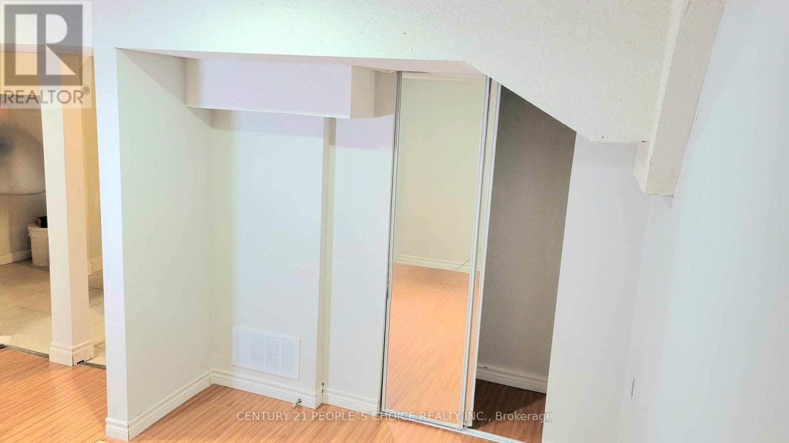 Bsmt - 23 Bruce Beer Drive, Brampton, Ontario  L6V 2W7 - Photo 23 - W12942960