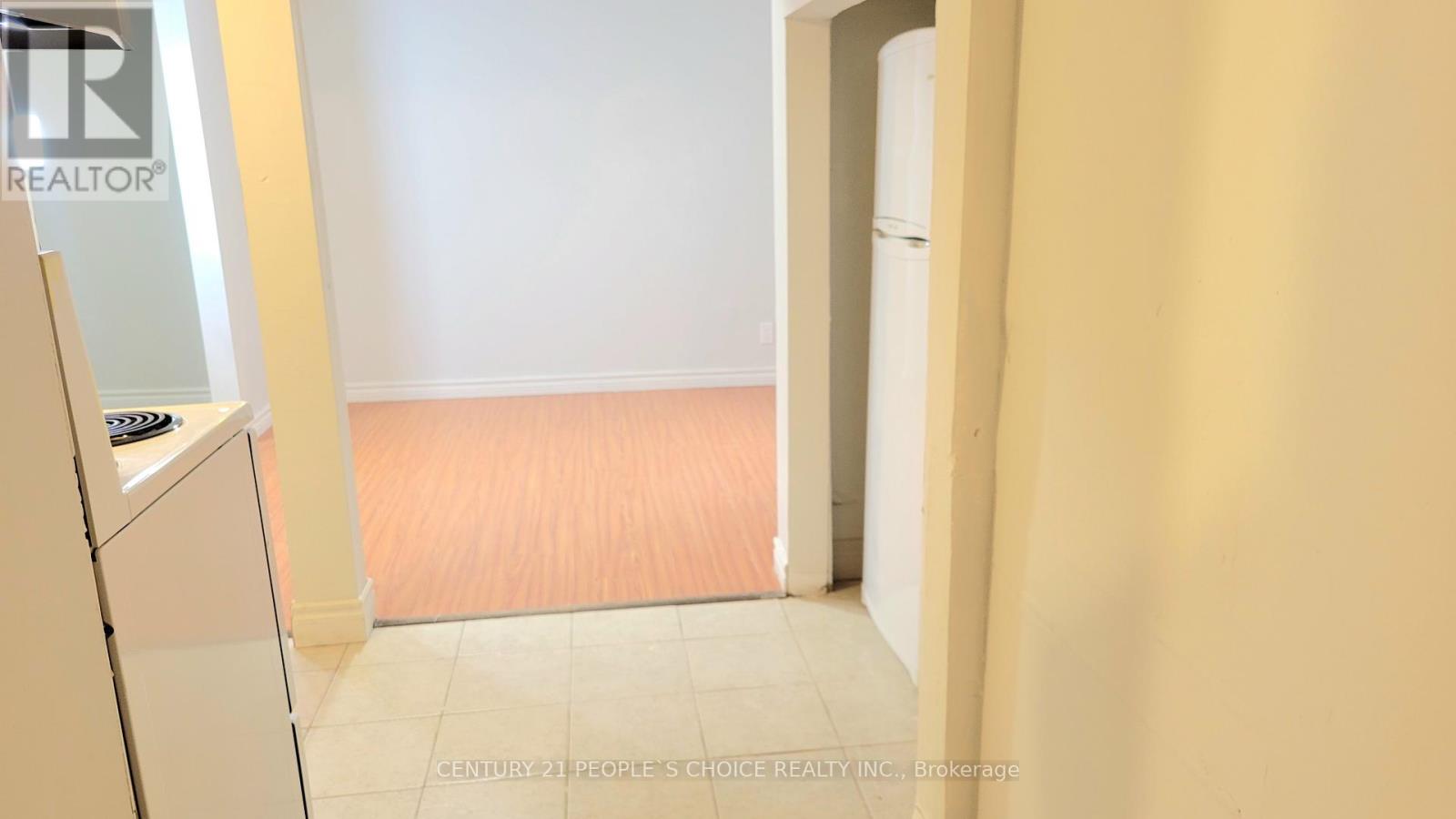 Bsmt - 23 Bruce Beer Drive, Brampton, Ontario  L6V 2W7 - Photo 4 - W12942960