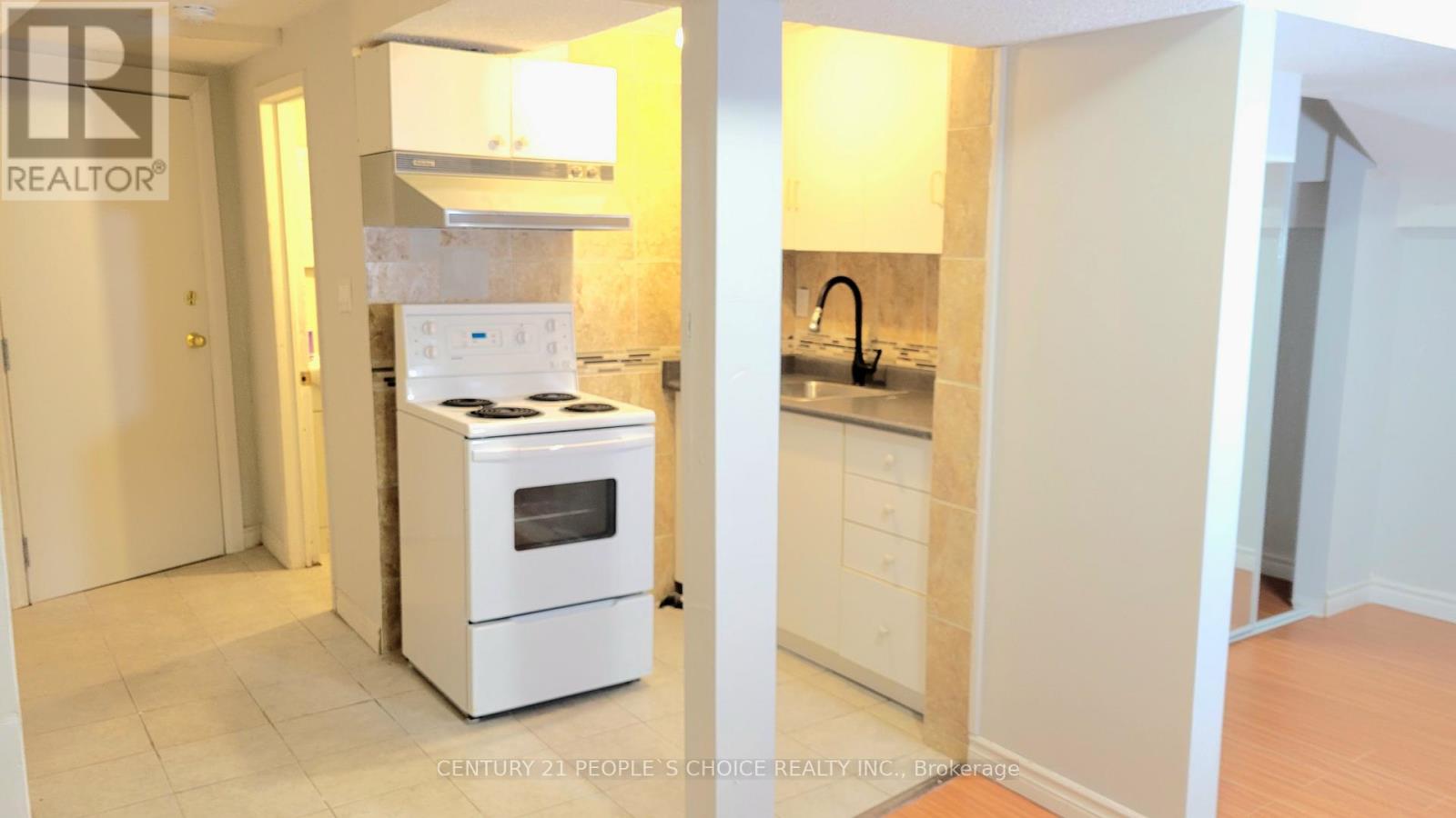 Bsmt - 23 Bruce Beer Drive, Brampton, Ontario  L6V 2W7 - Photo 8 - W12942960