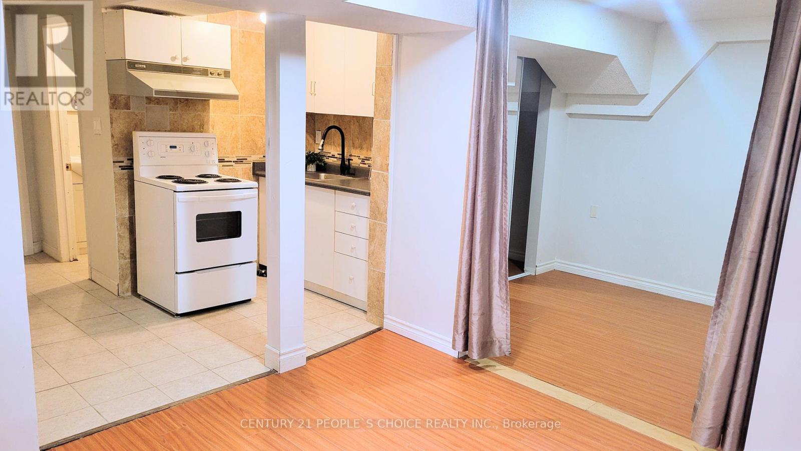 Bsmt - 23 Bruce Beer Drive, Brampton, Ontario  L6V 2W7 - Photo 9 - W12942960