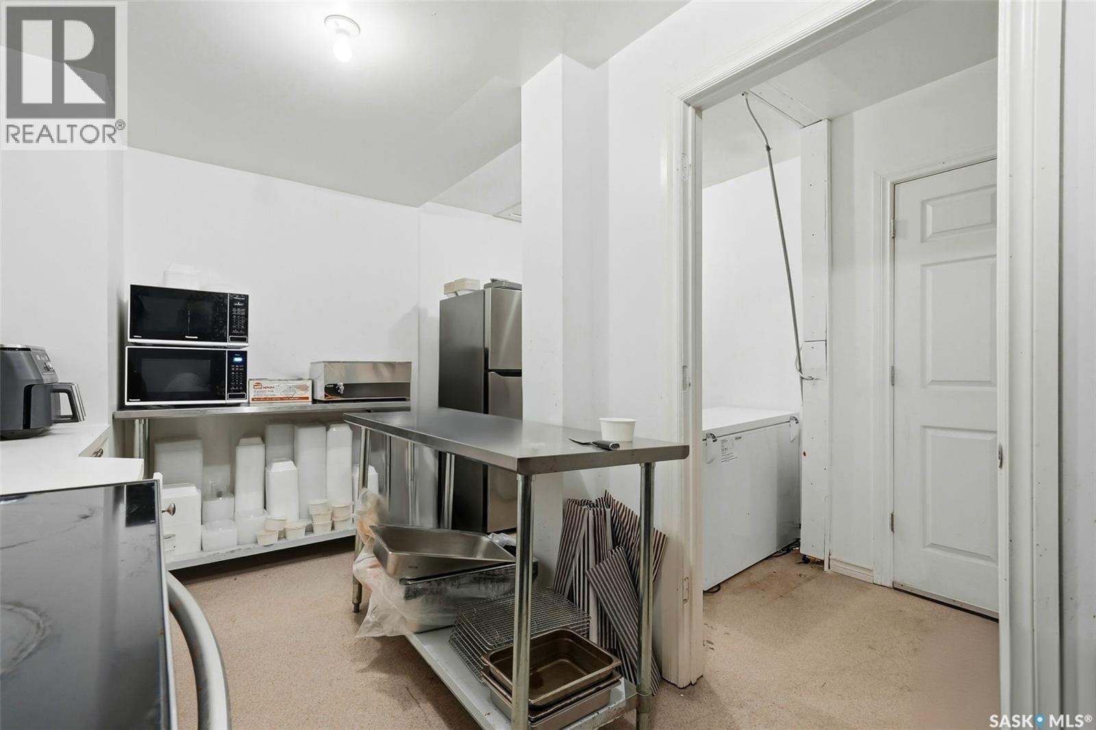 1775 Toronto Street, Regina, Saskatchewan  S4P 1M5 - Photo 10 - SK031755