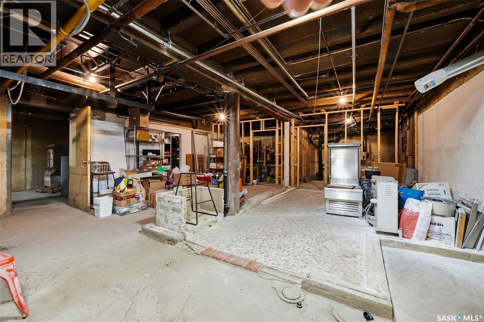 1775 Toronto Street, Regina, Saskatchewan  S4P 1M5 - Photo 29 - SK031755