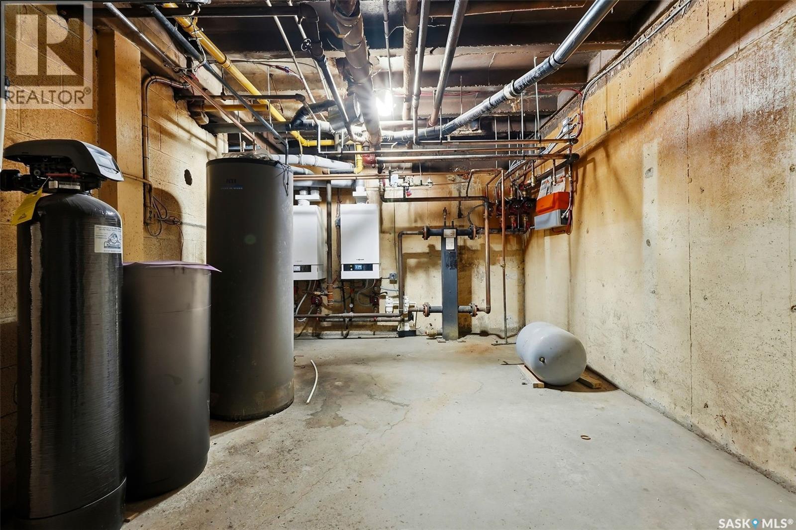 1775 Toronto Street, Regina, Saskatchewan  S4P 1M5 - Photo 30 - SK031755