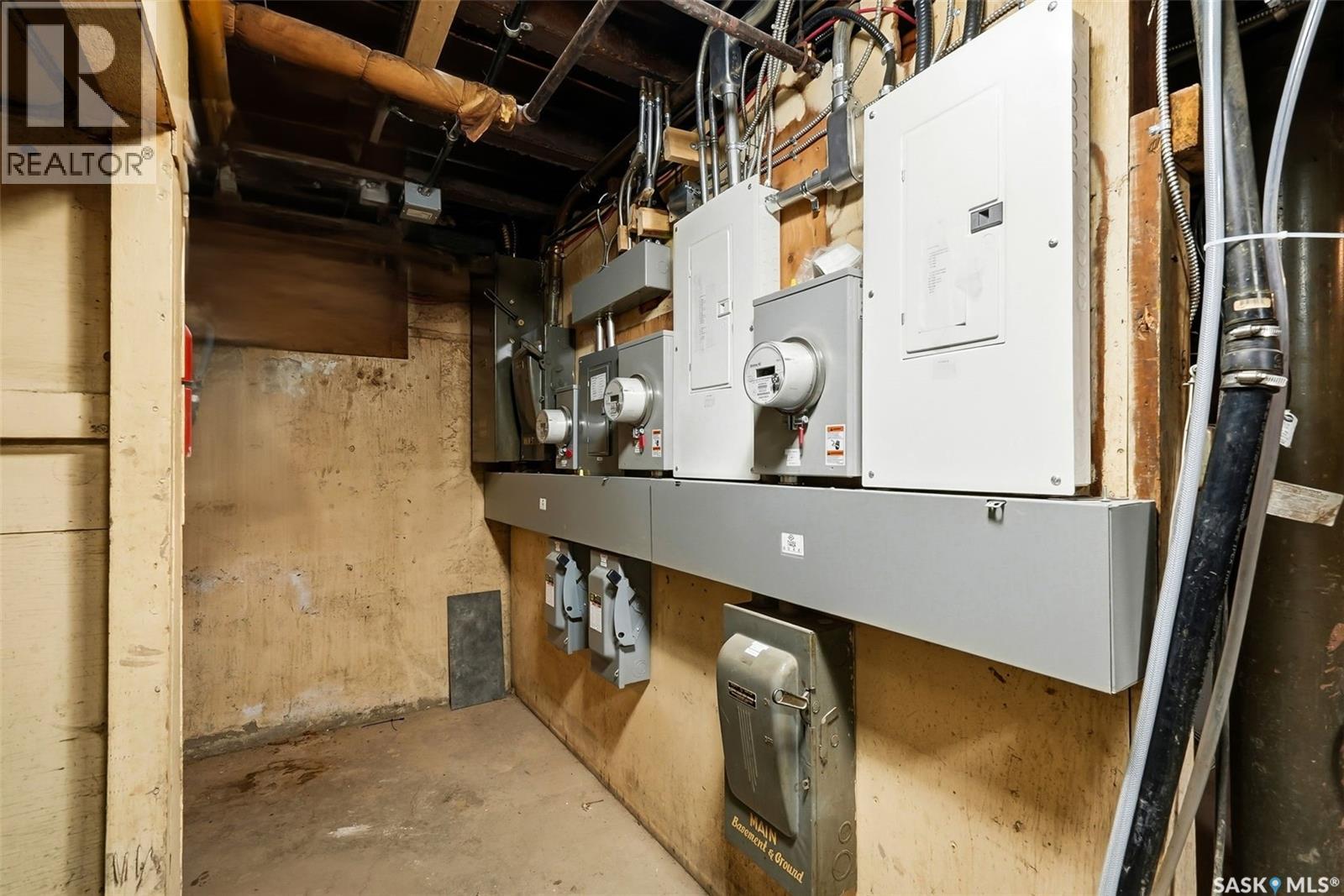 1775 Toronto Street, Regina, Saskatchewan  S4P 1M5 - Photo 33 - SK031755