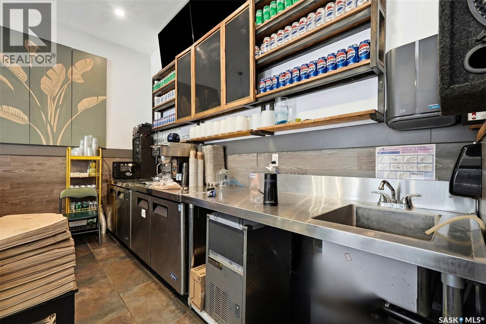 1775 Toronto Street, Regina, Saskatchewan  S4P 1M5 - Photo 7 - SK031755