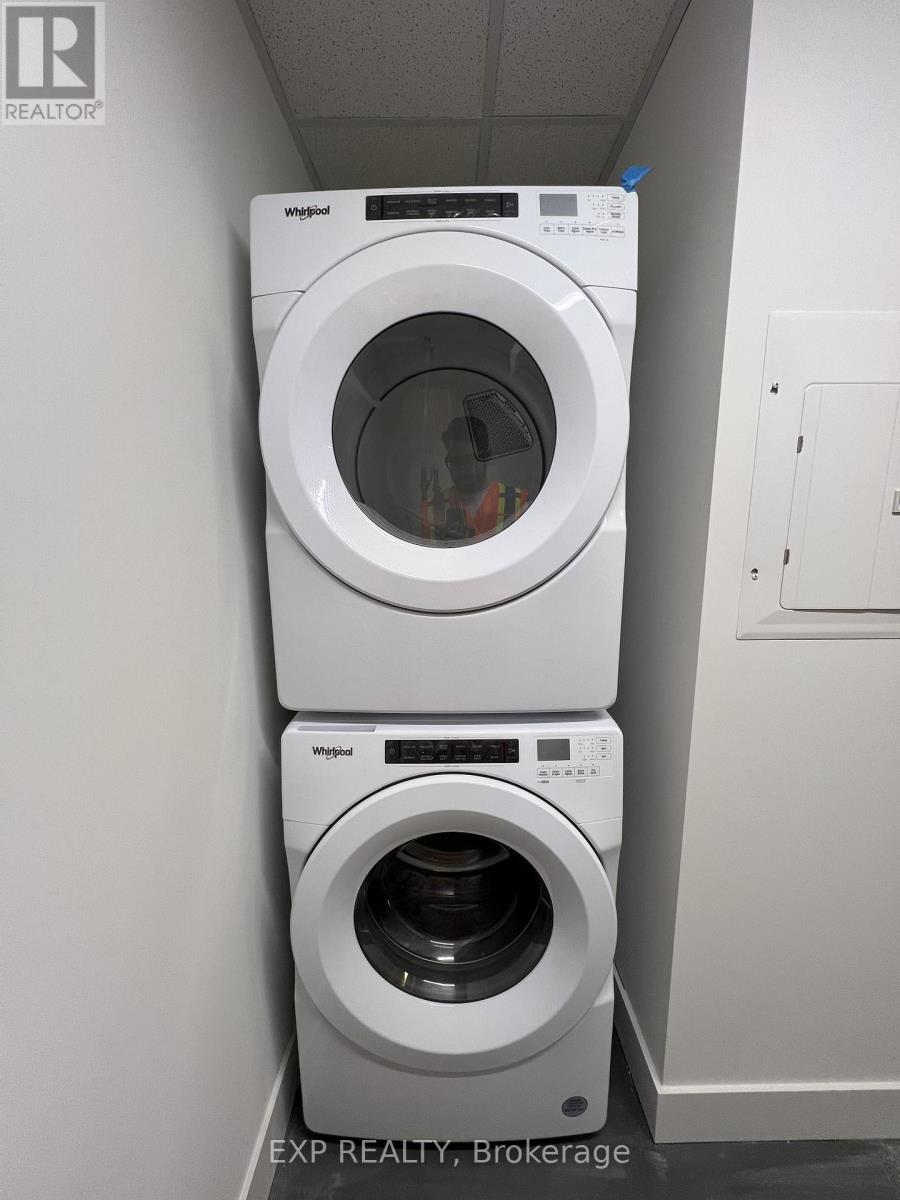 201 - 103 Roger Street, Waterloo, Ontario  N2J 0G2 - Photo 14 - X12942838