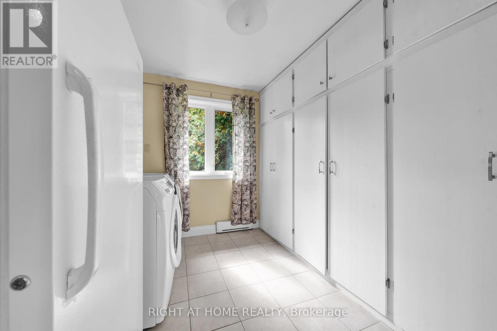 135 Browns Lane, Georgian Bluffs, Ontario  N0H 2K0 - Photo 16 - X12942898