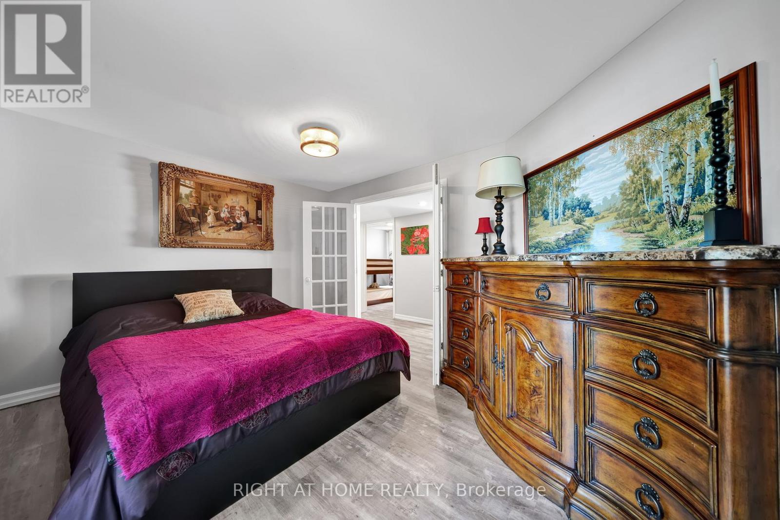 135 Browns Lane, Georgian Bluffs, Ontario  N0H 2K0 - Photo 8 - X12942898