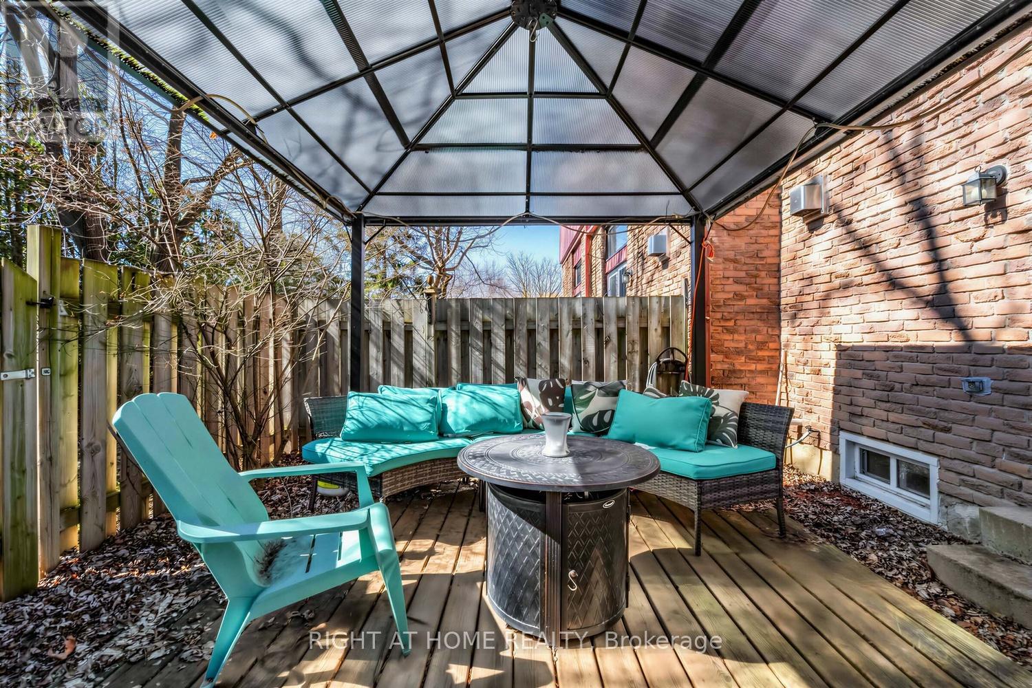 3 - 2 Worton Avenue, Guelph, Ontario  N1H 7C5 - Photo 23 - X12942900