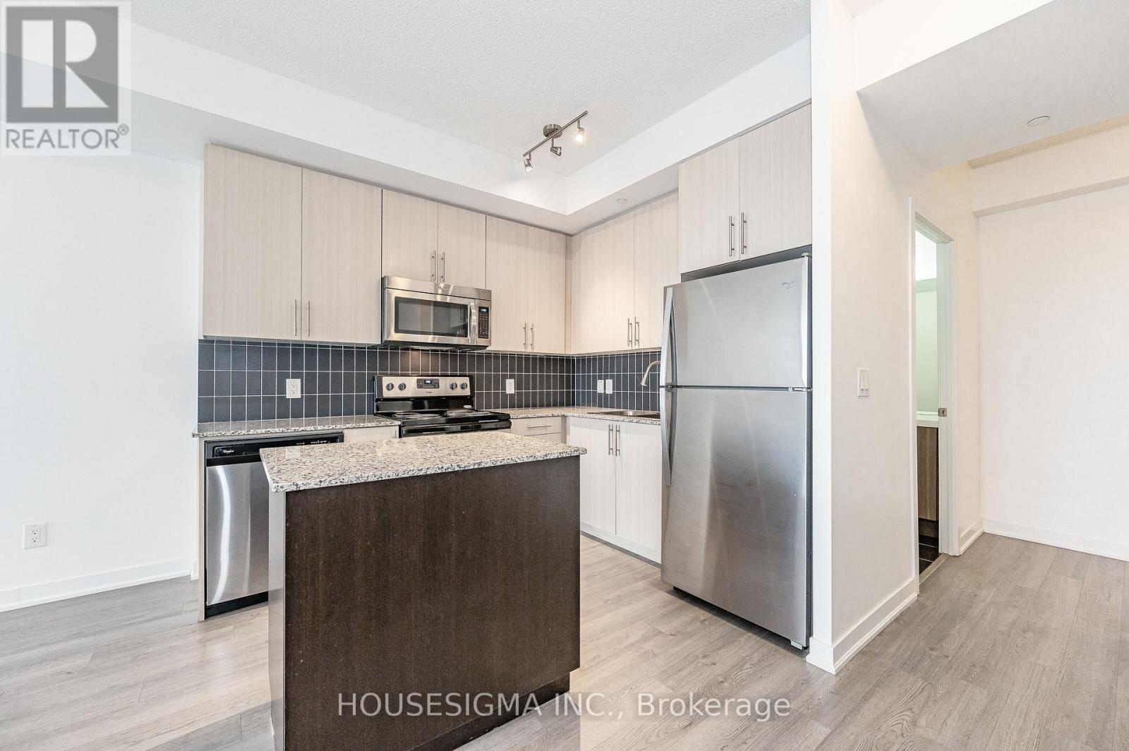 412 - 85 Duke Street W, Kitchener, Ontario  N2H 0B7 - Photo 12 - X12942918