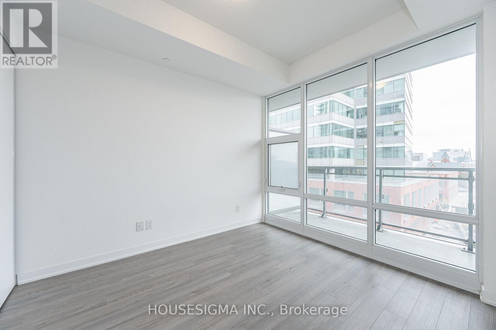 412 - 85 Duke Street W, Kitchener, Ontario  N2H 0B7 - Photo 22 - X12942918