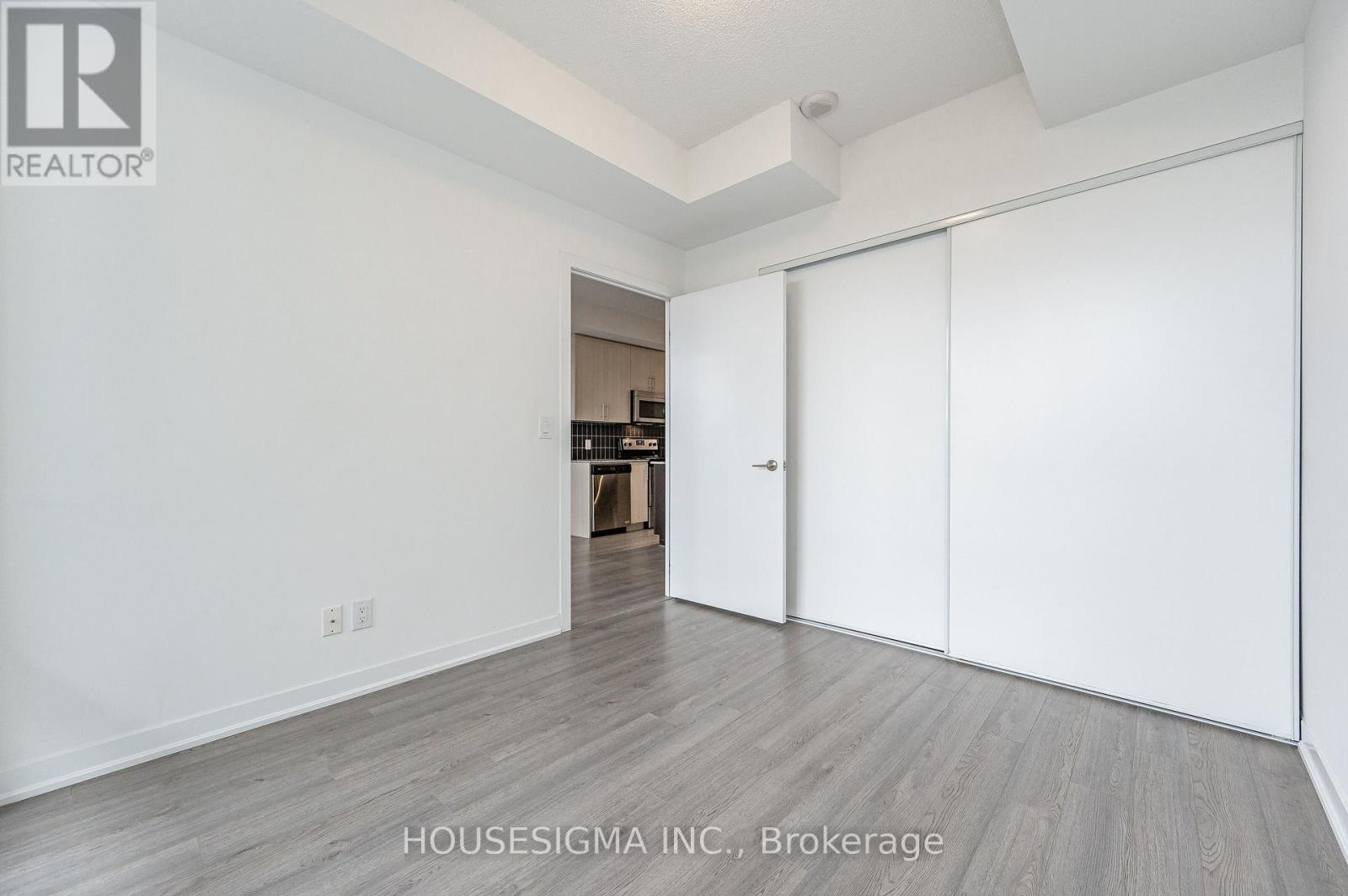 412 - 85 Duke Street W, Kitchener, Ontario  N2H 0B7 - Photo 24 - X12942918