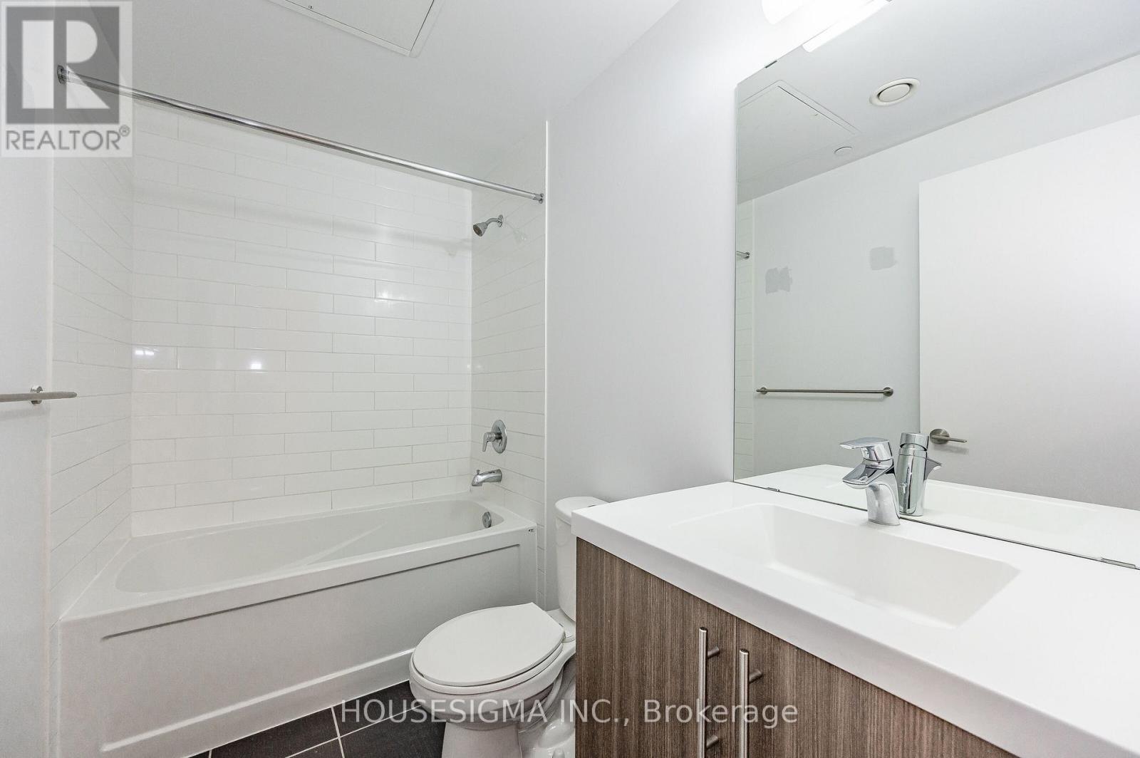 412 - 85 Duke Street W, Kitchener, Ontario  N2H 0B7 - Photo 26 - X12942918