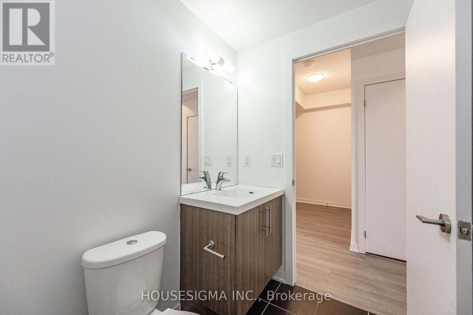 412 - 85 Duke Street W, Kitchener, Ontario  N2H 0B7 - Photo 27 - X12942918