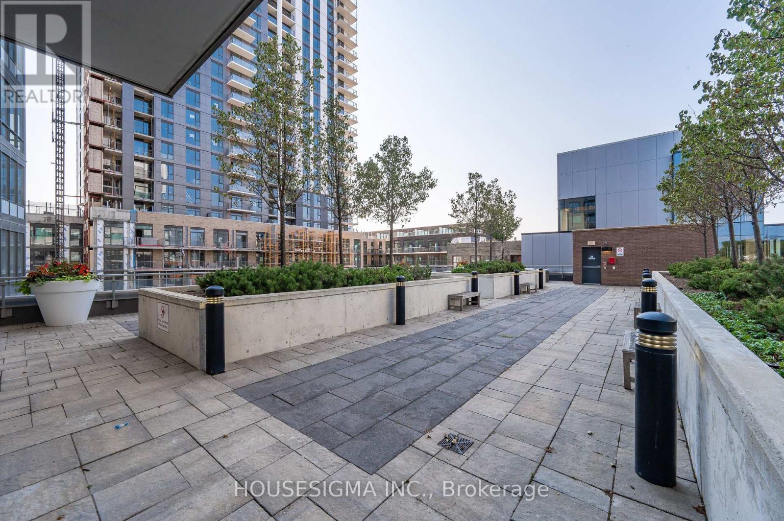 412 - 85 Duke Street W, Kitchener, Ontario  N2H 0B7 - Photo 46 - X12942918