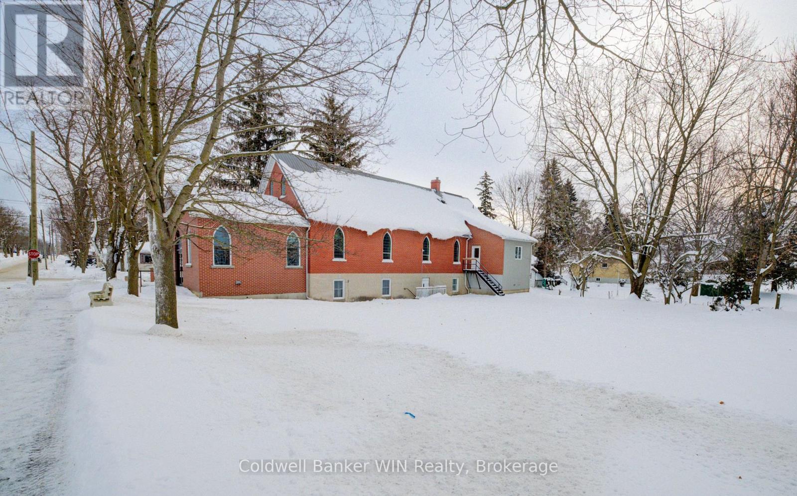 196 Birmingham Street E, Wellington North (Mount Forest), Ontario  N0G 2L2 - Photo 36 - X12615868