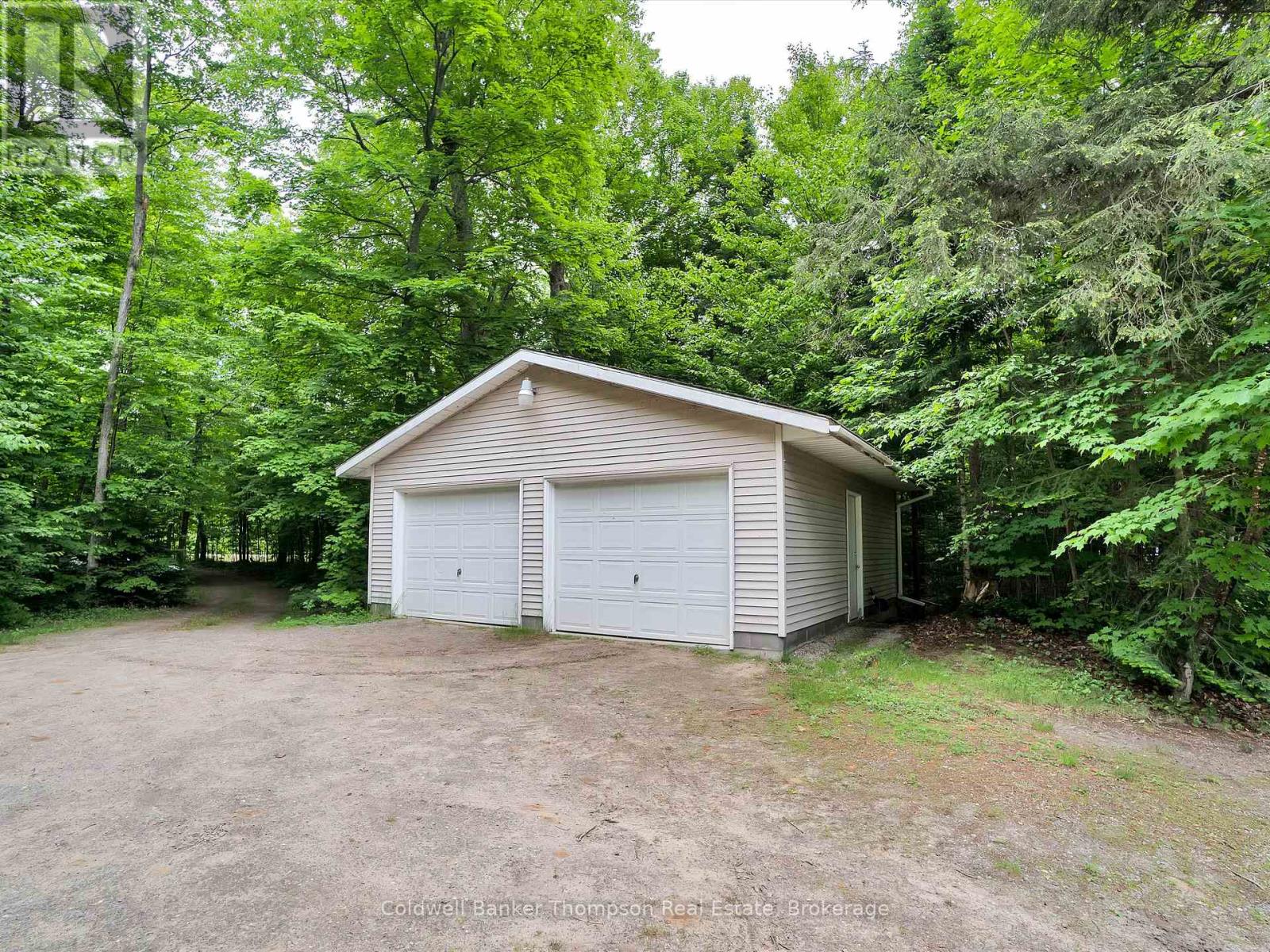 1070 Grass Lake Road, Kearney, Ontario  P0A 1M0 - Photo 37 - X12939650