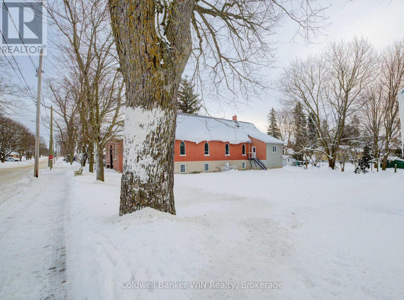 196 Birmingham Street E, Wellington North (Mount Forest), Ontario  N0G 2L2 - Photo 37 - X12615868