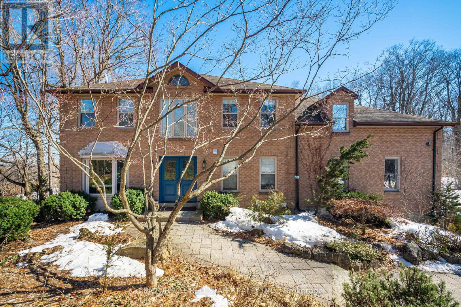 877 The Grange Side Road, Caledon, Ontario  L7C 0E4 - Photo 2 - W12940308