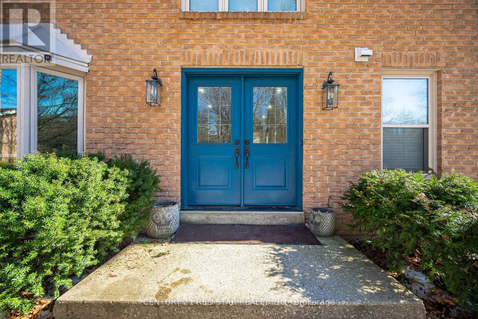 877 The Grange Side Road, Caledon, Ontario  L7C 0E4 - Photo 4 - W12940308